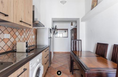 Sassari Apartment | Discover Family-Friendly Comfort at Hotels Too - Home Amsicora