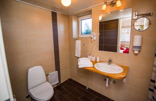 Sønderstrand Hotel | Romantic Hotelzimmer: Pet Friendly with Breakfast Included