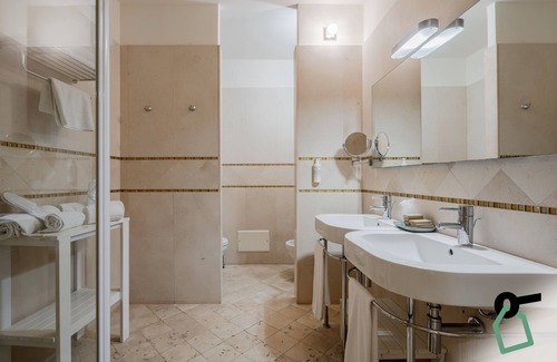 Otranto Hotel | Delightful HOTIDAY Hotel Otranto with Pool & Spa Access