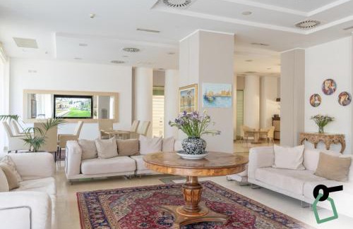 Otranto Hotel | Relax at HOTIDAY Hotel Otranto: 4-Star, Pet-Friendly Retreat