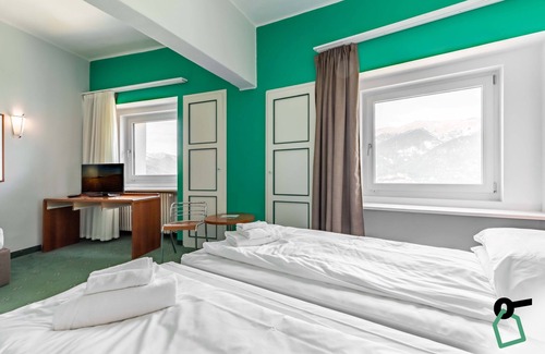 Sauze d'Oulx Hotel | Discover HOTIDAY Hotel Sauze D'Oulx: 4-Star Family Retreat