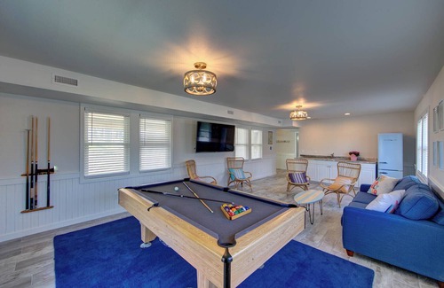 Wind Over Waves House | Oceanfront Escape: 6 Beds, Private Pool & Walk to Beach