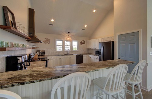 Wind Over Waves House | Oceanfront Escape: 6 Beds, Private Pool & Walk to Beach