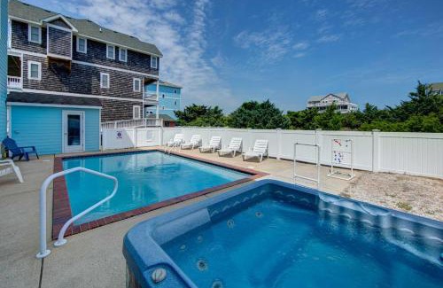 Wind Over Waves House | Hotter Otter: 6 Beds, Private Pool & Steps to the Beach!
