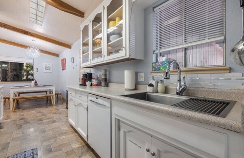 Twain Harte Apartment | Relaxing Forest Retreat with Hot Tub & Pet-Friendly Perks