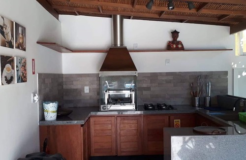 Morro de Sao Paulo House | Stylish House with Suites, Steps from Beautiful Beaches!
