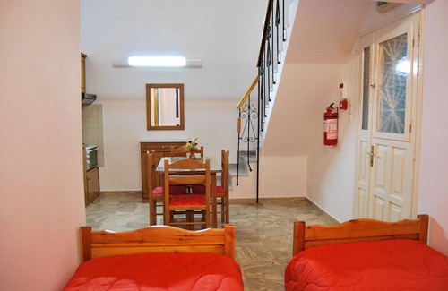 Paralio Astros House | Tranquil Escape: Garden Pool Retreat with Ocean Views