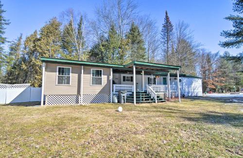 Prudenville House | Pet-Friendly Houghton Lake Home with Pool and Fire Pit