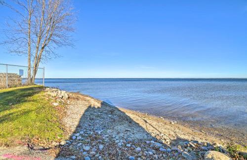Houghton Lake House | Pet-Friendly Houghton Lake Cottage in Central Location