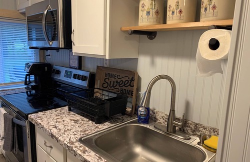 Prudenville Cabin | Exceptional Houghton Lake: Pet-Friendly with Breakfast & More