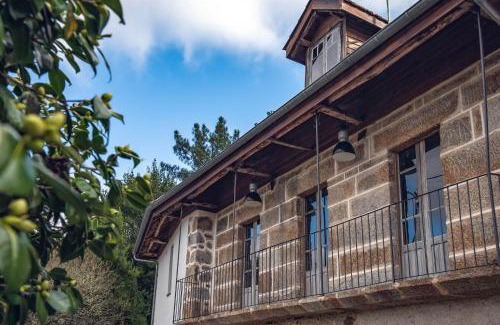 Castrelo de Mino House | Family-Friendly Retreat at Houmi As Bouzas - Guest Rated 9.8
