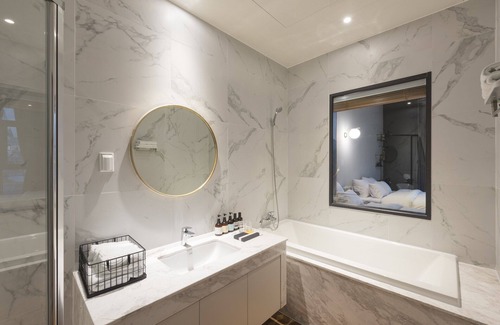 Jinhae Hotel | Eco-Friendly Retreat at Hound Changwon Jinhae Yongwon