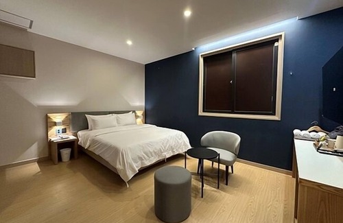 Palyong-dong Hotel | Praha Boutique Hotel: Family-Friendly with Great Amenities
