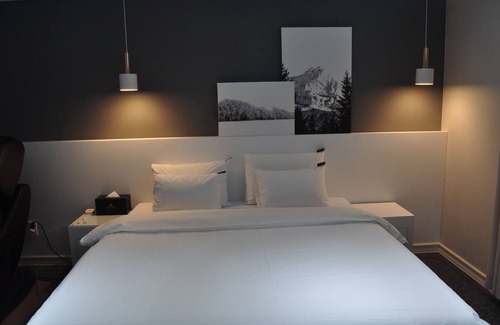 Gwangju Hotel | Discover Hound Hotel Sangmu: Rated 9.2/10 with Breakfast & More