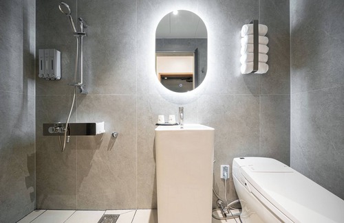 Mokpo Hotel | Eco-Friendly Getaway at HoundHotel Mokpo PeaceSquare