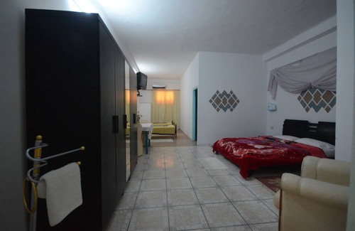 Hiboun Hotel | Discover Houria House Sable d'Or: Family-Friendly Retreat
