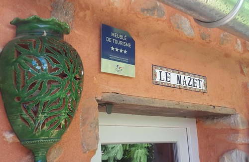 Saint-Florent-sur-Auzonnet Cottage | Character-Filled House: Guest Rated 10/10 with Pool & Breakfast