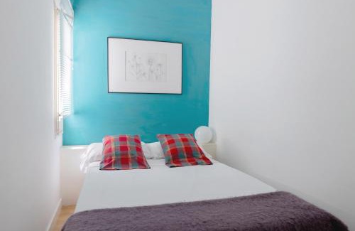 El Baix Guinardo Apartment | Welcoming Lodging Apartments Guell Gaudi for Families