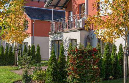 Treptow-Koepenick Apartment | Pet-Friendly House 1 Ahorn with Spa & Hot Tub Awaits