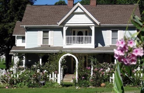 Laurel Bloomery House | House ∙ 1 bedroom ∙ 2 guests
