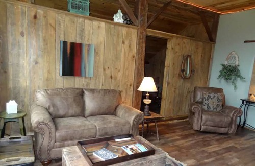Laurel Bloomery House | House ∙ 1 bedroom ∙ 2 guests