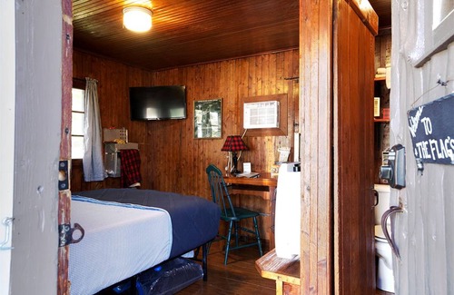 Cadillac House | House ∙ 1 bedroom ∙ 2 guests