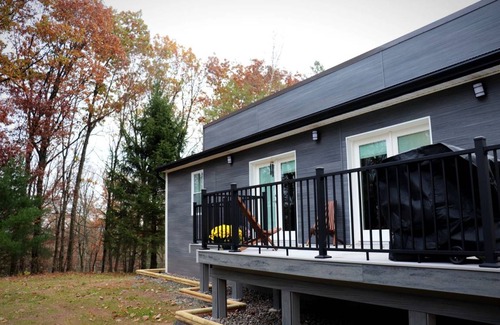 Benton House | House ∙ 1 bedroom ∙ 6 guests