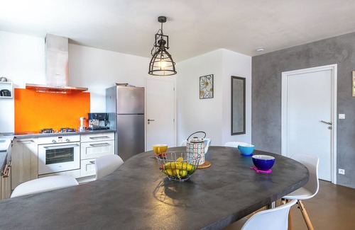 Saint-Jean-de-Monts House | Cozy Getaway Near Beach and Forest with Terrace & Garden