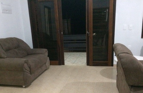 Enseada House | House 120 meters from Prainha for 14 people