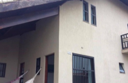 Parque Oasis House | Beachside Retreat with Pool and 24-Hour Security