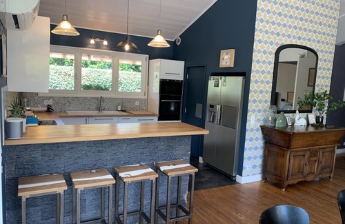 Saubion House | Discover a Coastal Retreat with Heated Pool & Ocean Views