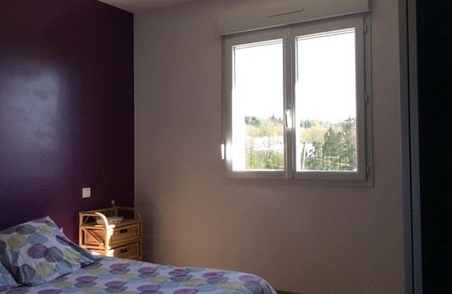 Hautecour House | House 190m² 8 people. Terrace, lake view, garage, 2500m² of land