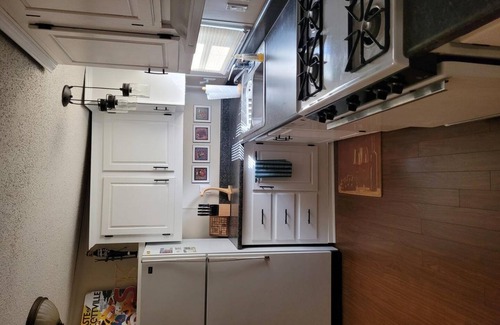 Ellicottville House | Relax at 8A Sunup Holiday Park with Kitchen Amenities