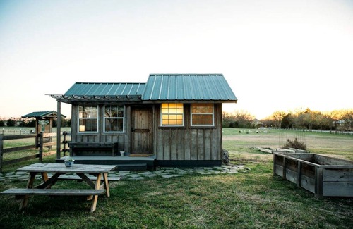 Ferris House | House ∙ 2 bedrooms ∙ 5 guests