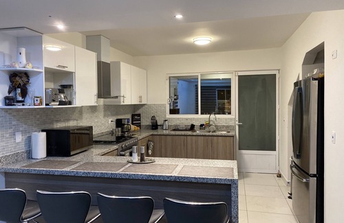 Rosarito House | Oceanview Retreat: 3-Floor Home with Pool & Spa Access