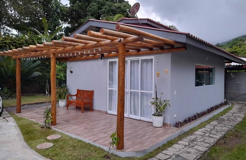Portinho House | Cozy House 3 in Ilhabela - Pet Friendly with Pool Access