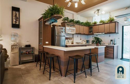 Hualien City Centre House | Guest Rated: 10/10 at House 303 with Breakfast & Kitchen