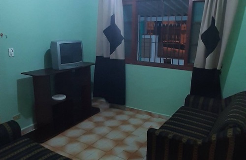 Aviacao House | Cozy Retreat Just 350 Meters from the Beach with Ocean View
