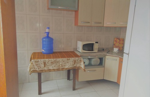 Maracana House | Beachside Retreat with BBQ, WiFi & Ocean Views - Maracanã