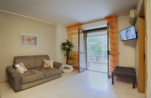 Perugia House | Highly Rated House 418: Family-Friendly Apartment Awaits