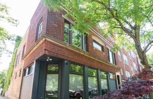 Magnolia Glen Bed & Breakfast | Cozy House 5863: Chicago's Premier Bed and Breakfast