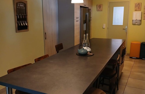Gan House | Relaxing 6 BR Retreat with Pool, Mountain Views & Spa