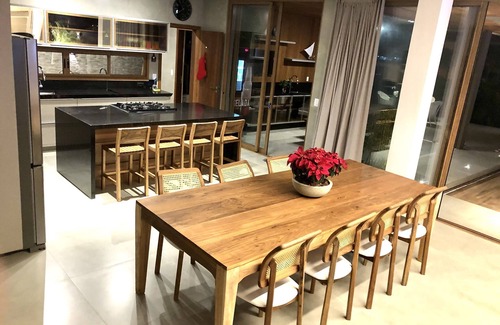 Canto do Mar House | Cozy Suites at Cond Paraíso - Steps from the Beach!