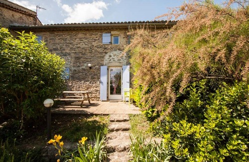 Montreal House | House 7: Scenic Views, Poolside Fun & Family-Friendly Stays