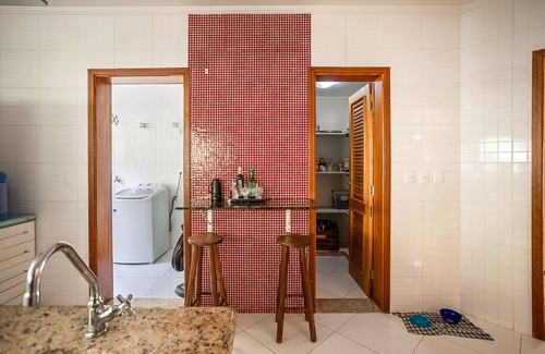 Tres Pontes Cottage | Discover House 996: Secure Retreat in Fazenda Orypaba