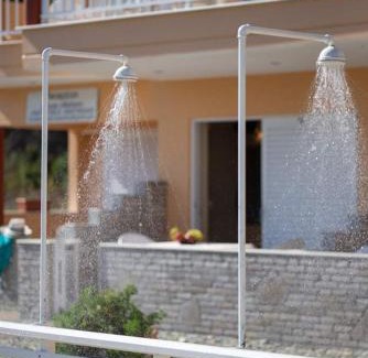 Kalamitsi Hotel | Discover House Aggeliki: Guest Rated 9/10 with Breakfast