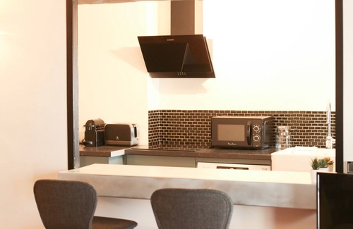 Aix-en-Provence Historic Centre Apartment | Experience House Alberta: Top-Rated City Center Retreat