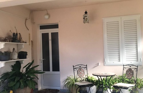 Zuljana House | Cozy House Apart: Family-Friendly with Kitchen Amenities
