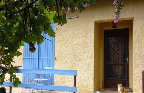 Aspet House | Idyllic House at the Foot of the Mountain with Pool & Breakfast