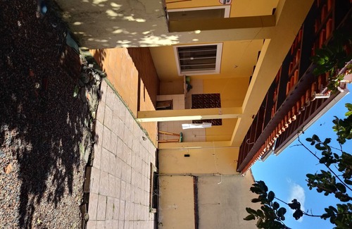 Enseada House | Budget-Friendly Home Steps from the Sea with Kitchen Access